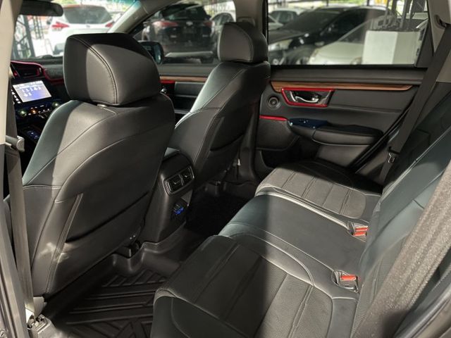 2022 Honda 5.5 代 CR-V 1.5 S 里程僅跑四萬四 多樣改裝  第11張相片