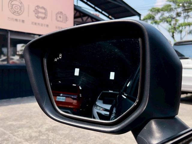 2022/23年式 Mitsubishi Eclipse Cross 卓越型 一手車 原廠保養 原廠保固中  第16張相片