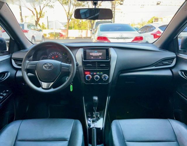 2023 Toyota Yaris 1.5 經典 一手車 原廠保養 原廠保固中  第8張相片