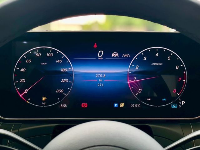 2024 M-Benz 加規未領牌 CLE300 4MATIC Coupe 全新車 加規未領牌 可辦新車利率 多樣選配  第7張相片