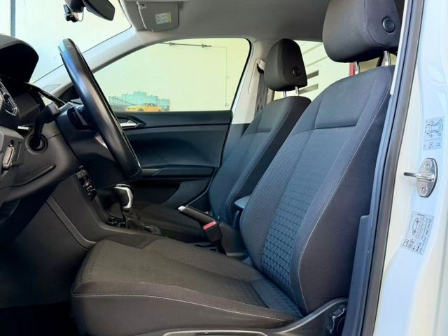 2022/23 VW T-Cross 230 TSI Tech 總代理  一手車 原廠保養 里程僅跑四萬七 原廠保固中  第6張相片