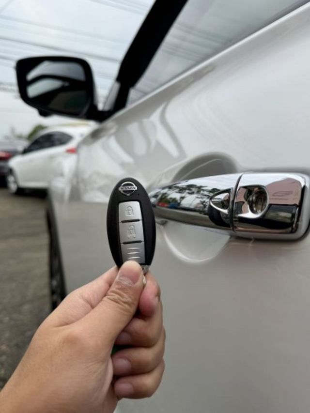 2020 Nissan Kicks 1.5智行旗艦版 超低里程僅跑五萬七  第5張相片