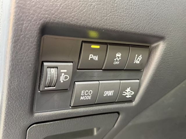 2022 Toyota Yaris 1.5 S 影音版 一手車 原廠保養 原廠保固中 超低里程僅跑五萬一  第11張相片