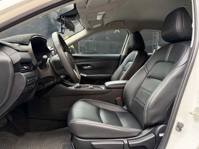 2021 Nissan Sentra 1.6尊爵智駕版 超低里程僅跑三萬  第6張相片