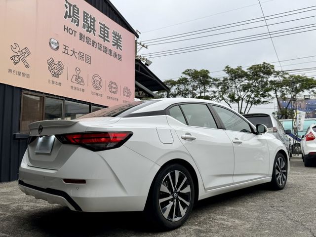 2021 Nissan Sentra 1.6尊爵智駕版 超低里程僅跑三萬  第18張相片