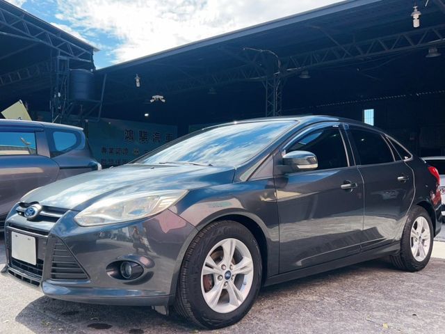 2013 Ford Focus 4D 1.6汽油時尚經典型 里程僅跑八萬八  第3張相片