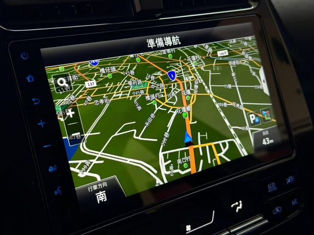 2022 Toyota Prius PHV 1.8 旗艦 原廠保養 原廠保固中 里程僅跑五萬  第14張相片