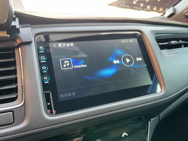 2021 Honda HR-V 1.8 RS 一手車 原廠保養 里程僅跑五萬  第7張相片