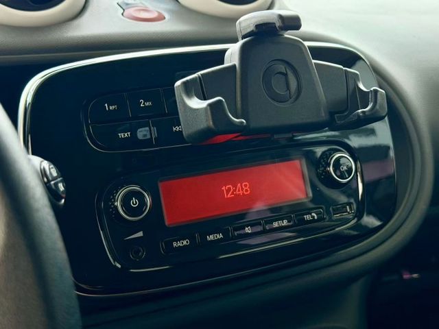 2015 Smart Forfour 52kW Pure 里程僅跑七萬三  第7張相片