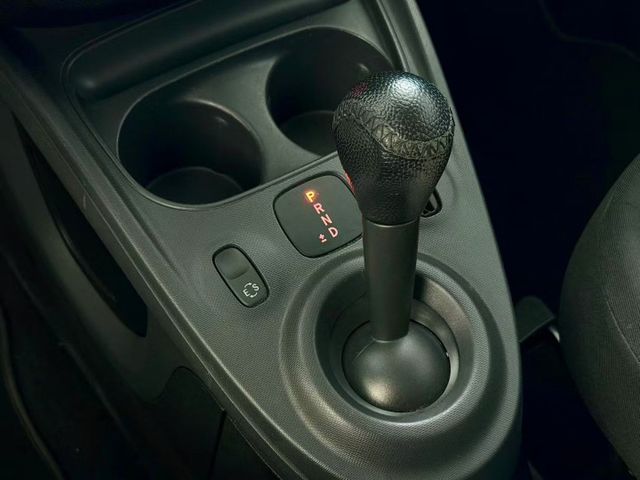 2015 Smart Forfour 52kW Pure 里程僅跑七萬三  第9張相片