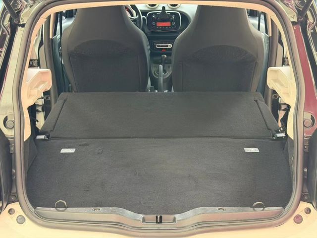 2015 Smart Forfour 52kW Pure 里程僅跑七萬三  第13張相片