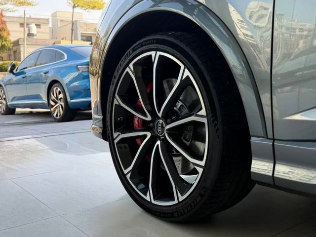 2021 Audi RS Q3 Sportback 原廠保養 全車犀牛皮 選配主動式懸吊控制系統  第6張相片