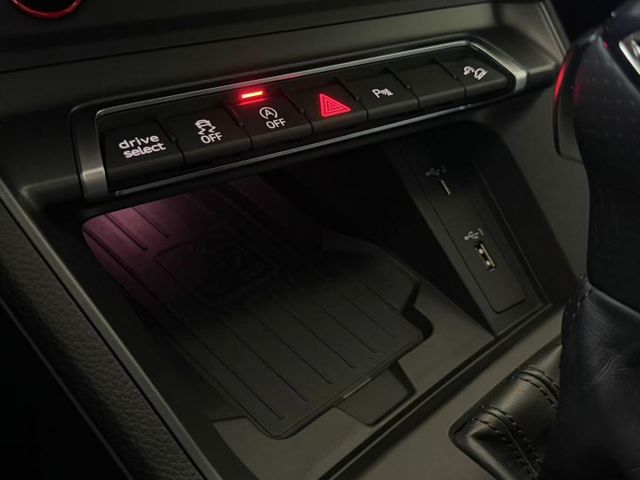 2021 Audi RS Q3 Sportback 原廠保養 全車犀牛皮 選配主動式懸吊控制系統  第14張相片