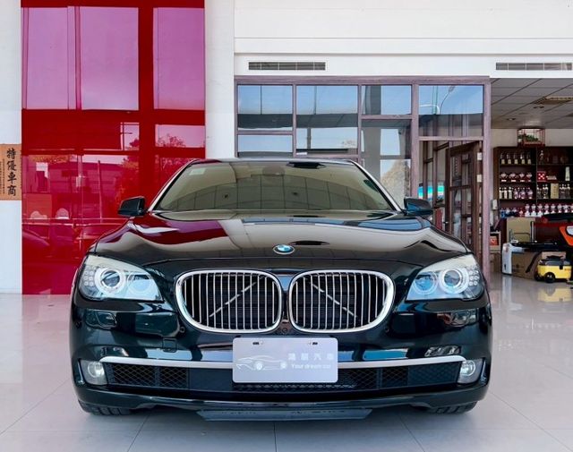 2011 / 12 年式 BMW F02 740Li領航版 里程僅跑十二萬 盲點 抬顯 ACC 車偏  第2張相片