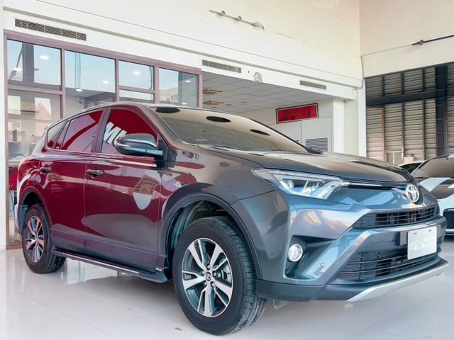 2015/16年式 Toyota RAV4 2.0豪華 原廠保養 里程僅跑九萬九  第1張相片