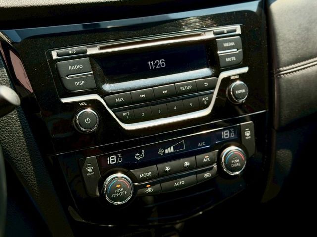 2022 Nissan X-Trail 2.0 里程僅跑六萬八 車側踏板 抬頭顯示器 電子後視鏡整合行車紀錄器  第10張相片