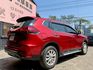 2022 Nissan X-Trail 2.0 里程僅跑六萬八 車側踏板 抬頭顯示器 電子後視鏡整合行車紀錄器  第16張縮圖