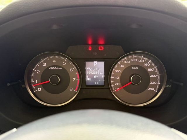 2014 Subaru Forester 2.0 i Elegant  原廠保養 里程跑二二萬五 四顆輪胎剛換新  第6張相片