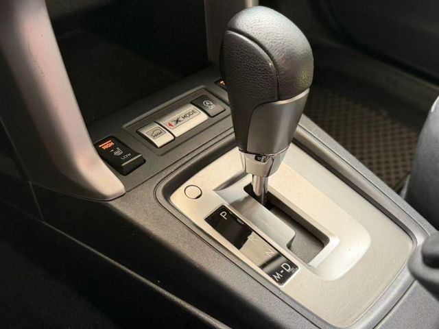 2014 Subaru Forester 2.0 i Elegant  原廠保養 里程跑二二萬五 四顆輪胎剛換新  第11張相片