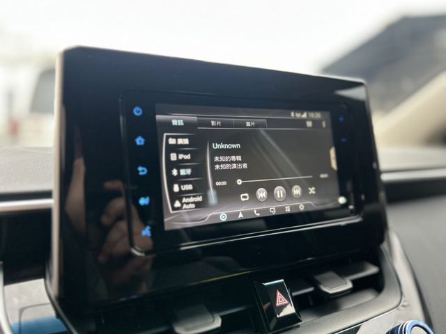 2021 Toyota Corolla Altis 1.8豪華影音版 里程僅跑八萬  第7張相片