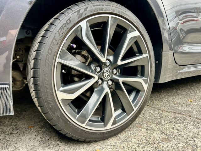 2021 Toyota Corolla Altis 1.8豪華影音版 里程僅跑八萬  第17張相片