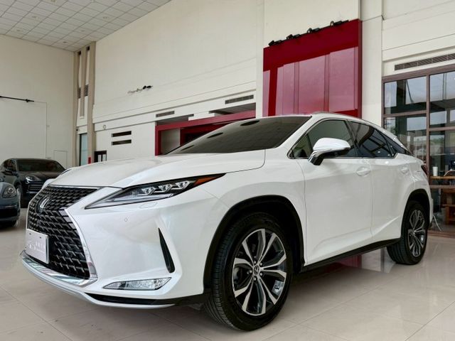 2019 / 20 年式 Lexus 小改款 RX300 頂級版 原廠保養 加裝環景  第3張相片