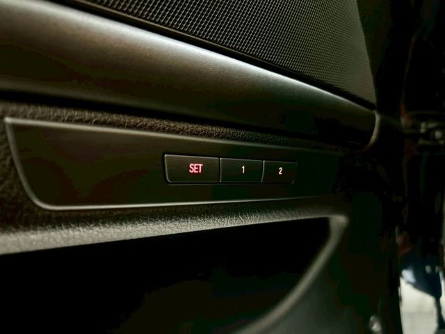 2015 BMW 美規 528i M Sport 里程僅跑十二萬  第6張相片