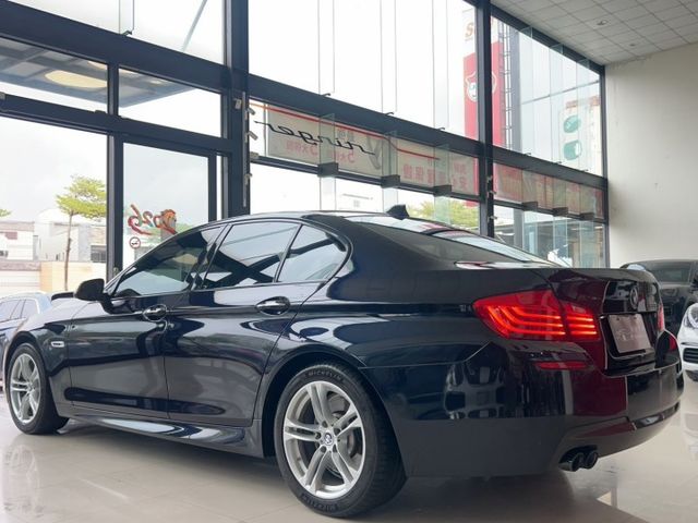 2015 BMW 美規 528i M Sport 里程僅跑十二萬  第17張相片