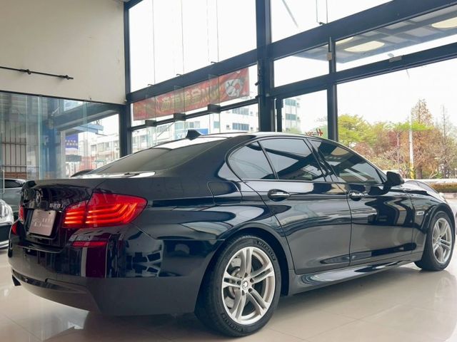 2015 BMW 美規 528i M Sport 里程僅跑十二萬  第19張相片