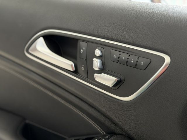 2015 / 16 年式 M-Benz 小改款 A180 里程僅跑十萬  第5張相片