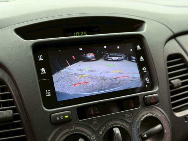 2016 Toyota Innova 2.0 E 影音版 末代 一手車 超低里程僅跑九萬六  第7張相片