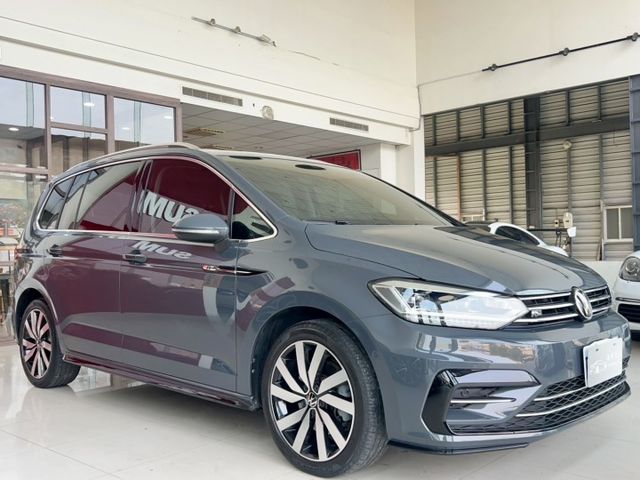 2022/23年式 Volkswagen Touran 280 TSI Style R-Line 一手車 原廠保養  第1張相片