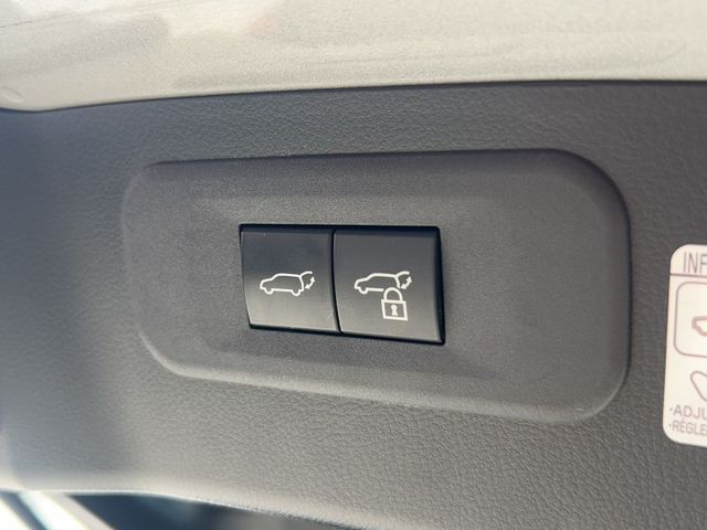 2022 Lexus NX 200豪華版 原廠保養  LSS+ 3.0智動駕駛輔助系統  第18張相片