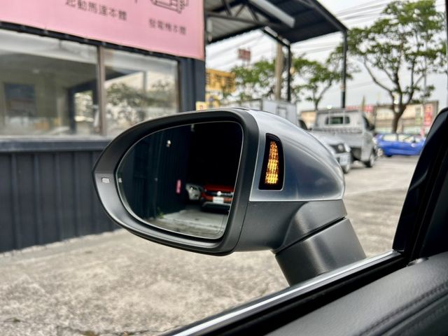 2021 Volkswagen Arteon Fastback 330 TSI Elegance 原廠保養  第16張相片