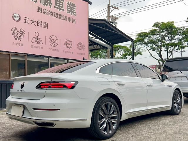 2021 Volkswagen Arteon Fastback 330 TSI Elegance 原廠保養  第20張相片