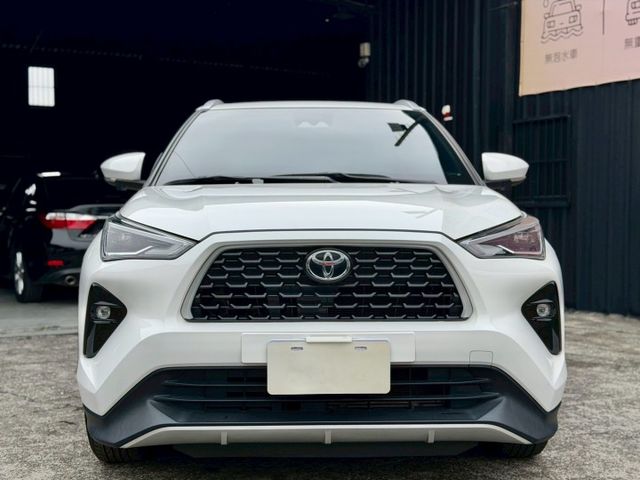 2023 Toyota Yaris Cross 1.5潮玩影音版 一手車 原廠保養 原廠保固中 里程僅跑五萬  第2張相片