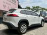2022 Toyota Corolla Cross 1.8尊爵版 一手車 原廠保養 里程僅跑九萬一 加裝安卓機  第18張縮圖