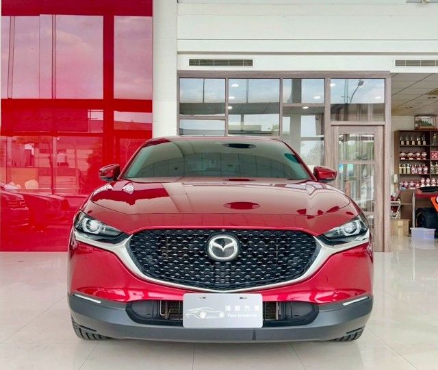 20 年式 Mazda CX-30 2.0旗艦進化型 原廠保養 里程僅跑七萬三 IKEY BOSE音響 電動椅 電動尾門  第2張相片