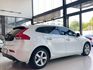 2016 Volvo V40 T3豪華版 里程僅跑十一萬二  第18張縮圖