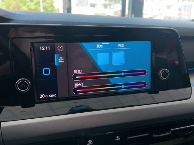 2023 Volkswagen Golf 230 eTSI Life 一手車 原廠保養 原廠保固中 里程僅跑二萬  第8張相片