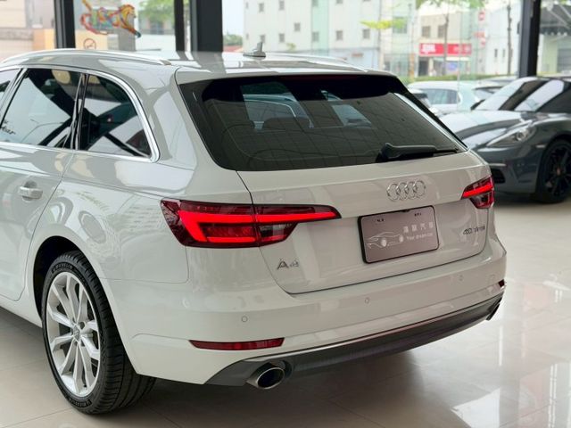 18 年式 Audi B9 A4 Avant 40 TFSI Sport 一手車 原廠保養 超低里程僅跑三 多樣選配  第18張相片