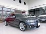 2015 / 16 年式 BMW 小改款 125i M Sport 原廠保養 超低里程僅跑五萬六  第1張縮圖