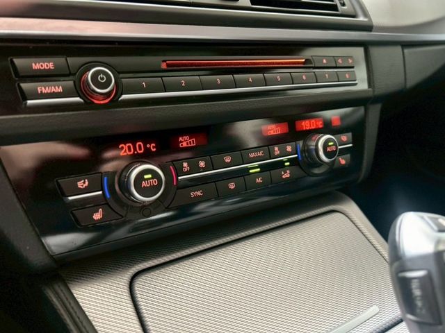 2015 BMW 美規 528i M Sport 里程僅跑十二萬  第13張相片