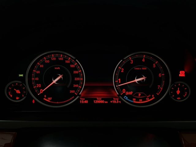2014 BMW 7-Series 740Li 總代理 Indivdual Merino 里程僅跑十二萬九  第4張相片