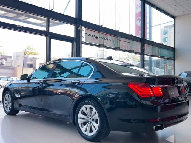 2011 / 12 年式 BMW F02 740Li領航版 里程僅跑十二萬 盲點 抬顯 ACC 車偏  第17張相片