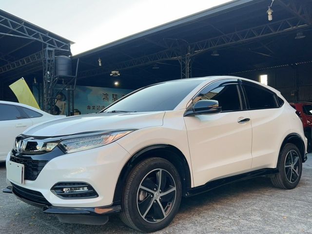 2021 Honda HR-V 1.8 RS 一手車 原廠保養 里程僅跑五萬  第3張相片