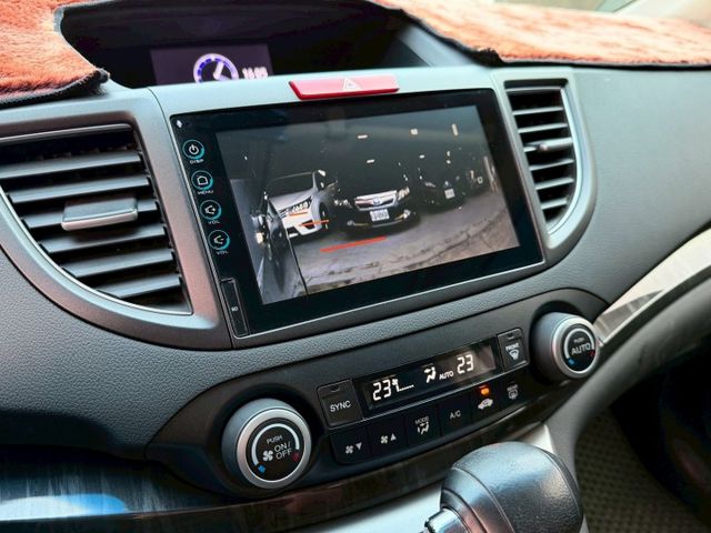 2016 Honda CR-V 2.4 VTi-S 一手車 原廠保養 里程僅跑十一萬六  第10張相片