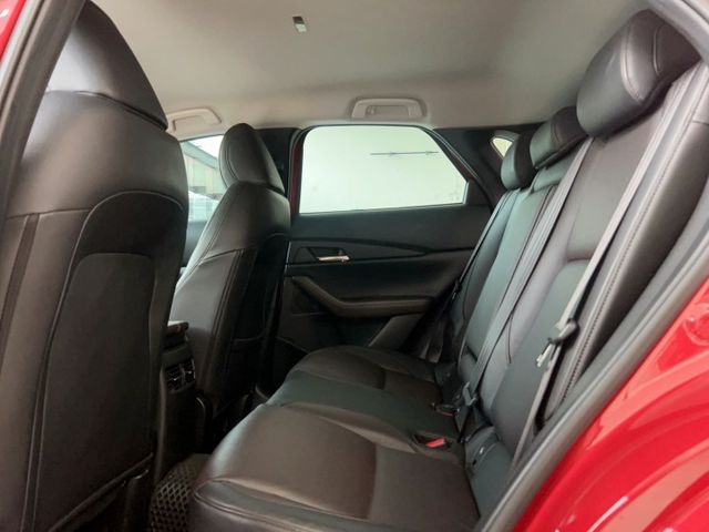 20 年式 Mazda CX-30 2.0旗艦進化型 原廠保養 里程僅跑七萬三 IKEY BOSE音響 電動椅 電動尾門  第16張相片