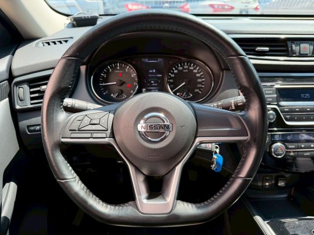 2022 Nissan X-Trail 2.0 里程僅跑六萬八 車側踏板 抬頭顯示器 電子後視鏡整合行車紀錄器  第8張相片