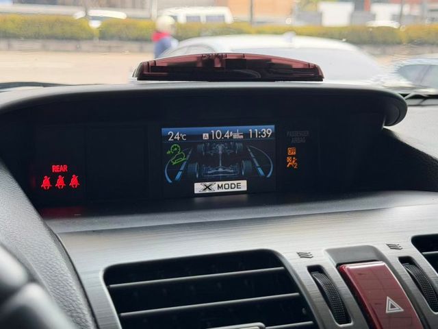 2014 Subaru Forester 2.0 i Elegant 一手車 原廠保養 四顆輪胎剛換新  第8張相片